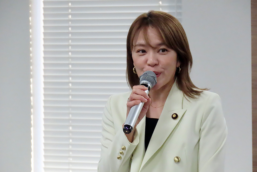 国土強靭化推進会議であいさつする今井政務官（日本工業経済新聞社【建設メール】より）