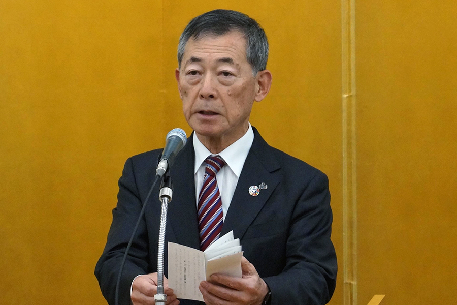 全建の定時総会であいさつする今井会長（日本工業経済新聞社【建設メール】より）